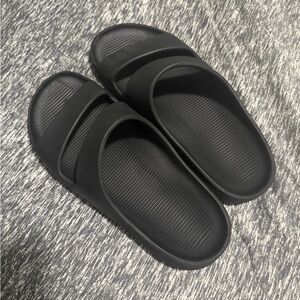 Bombas Black Slide Sandals